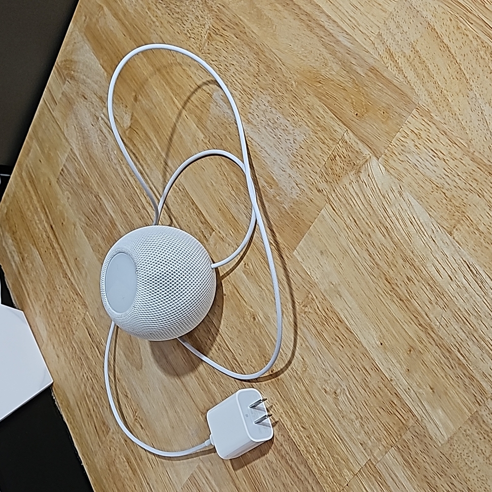 Mini home pod